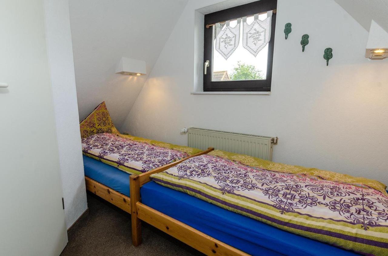 3-R-Ferienwohnung-Fuer-3-Personen-In-Schaprode-Auf-Ruegen-Zi4 Exteriör bild